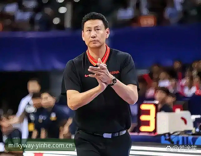 李楠挂帅北京男篮操作教程——从银河国际娱乐视角拆解教练更迭背后的三步棋