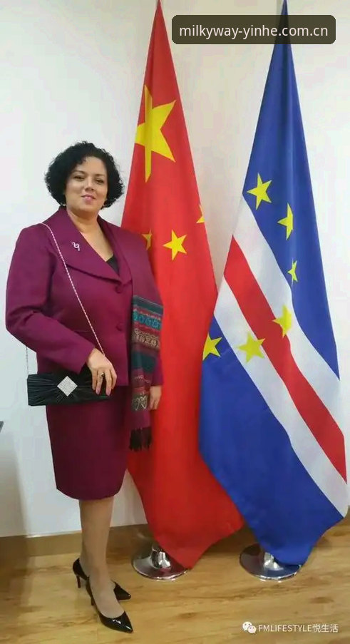 资深用户复盘：佛得角战平乌拉圭，我从银河国际娱乐学到的三堂观赛课